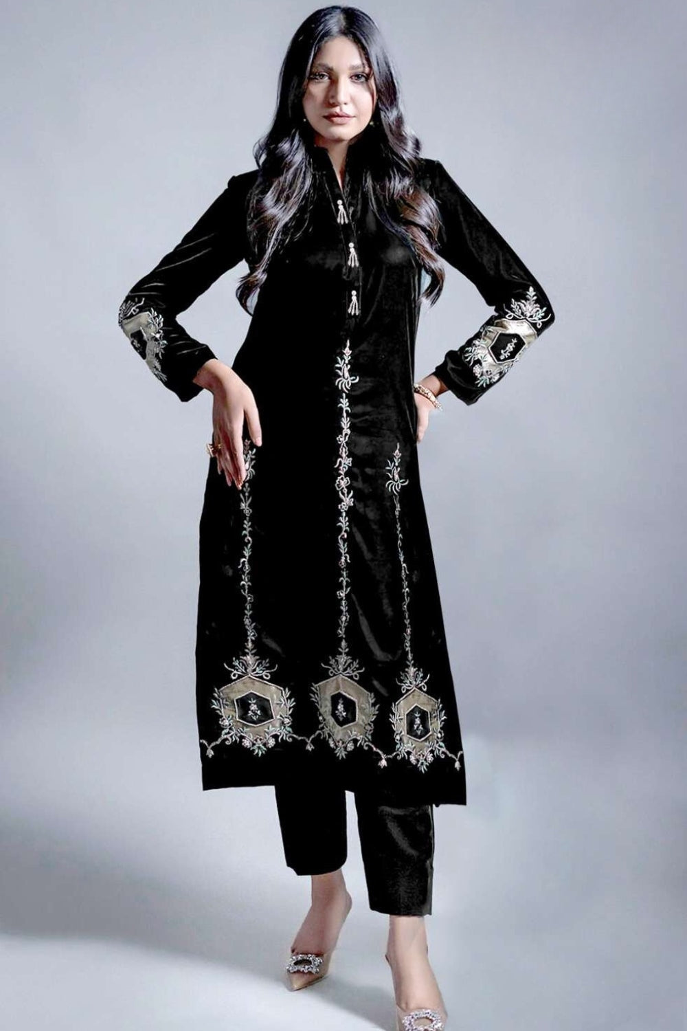 Shree Fabs R 1045 Designer Party Wear Velvet Kurti Pent Dupatta Set Supplier